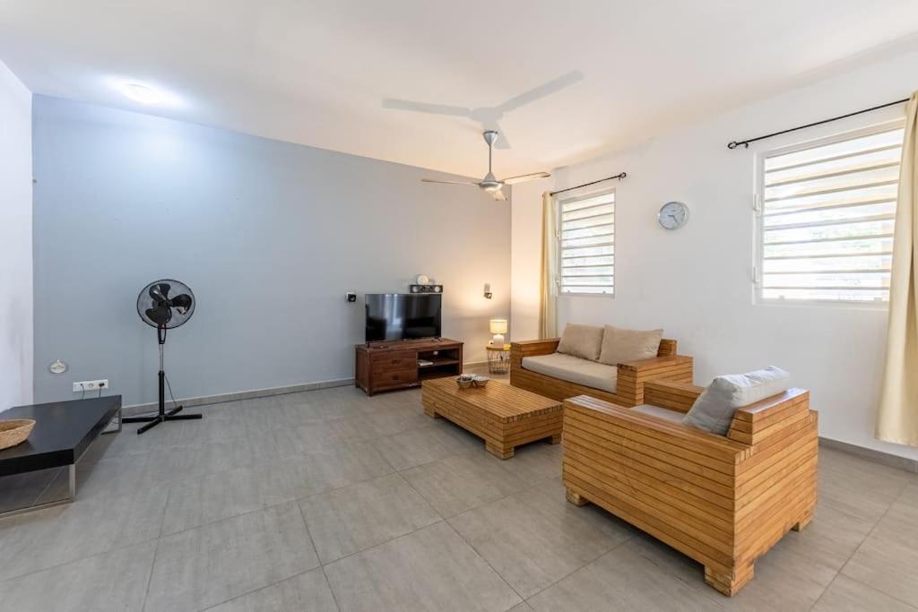 וילמסטאד Cocobana Resort Two-Bedroom Apartment Ground Floor מראה חיצוני תמונה